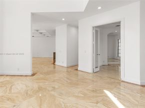 260 NE Wavecrest Ct, Boca Raton FL 33432