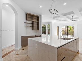 260 NE Wavecrest Ct, Boca Raton FL 33432