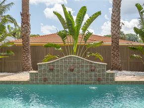 260 NE Wavecrest Ct, Boca Raton FL 33432