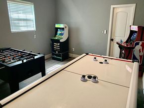 1305 Funston St, Hollywood FL 33019