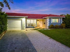 1305 Funston St, Hollywood FL 33019