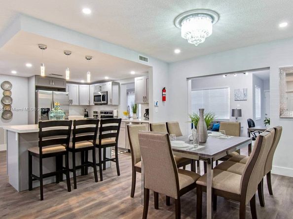 1305 Funston St, Hollywood FL 33019