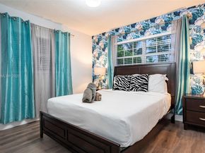 1305 Funston St, Hollywood FL 33019