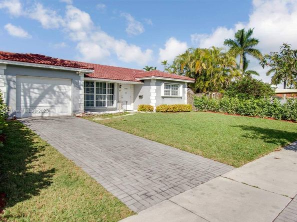 1305 Funston St, Hollywood FL 33019