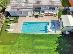 1305 Funston St, Hollywood FL 33019
