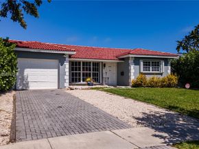 1305 Funston St, Hollywood FL 33019