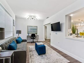1305 Funston St, Hollywood FL 33019