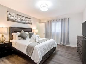 1305 Funston St, Hollywood FL 33019