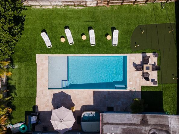 1305 Funston St, Hollywood FL 33019