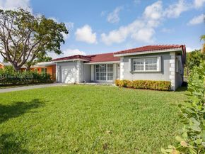 1305 Funston St, Hollywood FL 33019