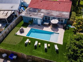 1305 Funston St, Hollywood FL 33019