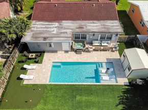 1305 Funston St, Hollywood FL 33019