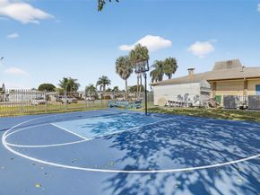 3024 SW 52nd St, Dania Beach FL 33312