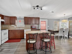 3024 SW 52nd St, Dania Beach FL 33312