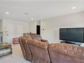 19458 NW 28th Pl, Miami Gardens FL 33056