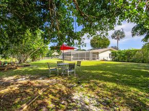 7541 SW 9th St, Plantation FL 33317