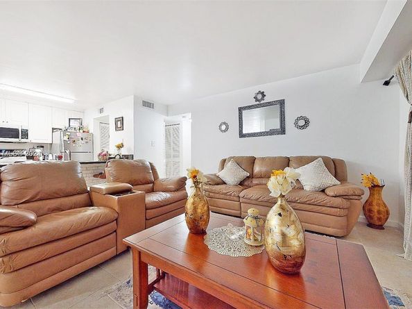 10421 SW 157th Pl 206, Miami FL 33196