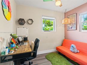 2447 Wilson St, Hollywood FL 33020