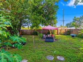 2447 Wilson St, Hollywood FL 33020