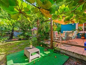 2447 Wilson St, Hollywood FL 33020