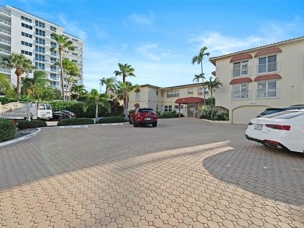341 N Birch Rd 216, Fort Lauderdale FL 33304