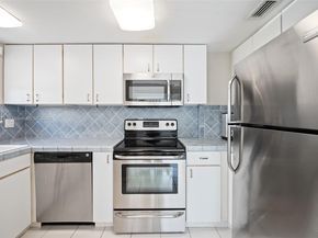 341 N Birch Rd 216, Fort Lauderdale FL 33304