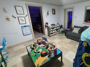 1015 S 14th Ave, Hollywood FL 33020