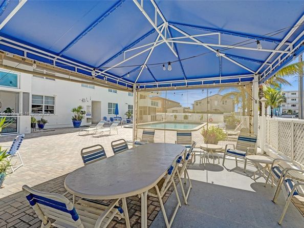 1701 S Ocean Dr 105, Hollywood FL 33019