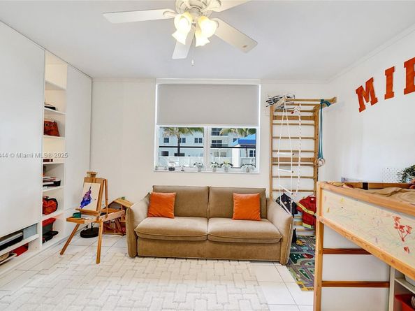 1701 S Ocean Dr 105, Hollywood FL 33019