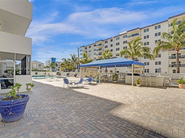 1701 S Ocean Dr 105, Hollywood FL 33019