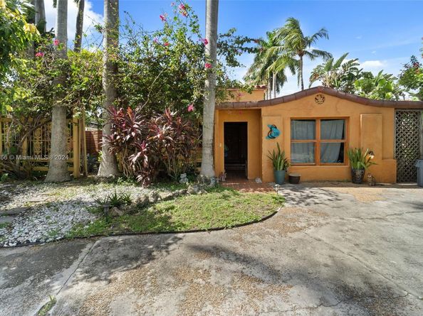 330 W Rivo Alto Dr, Miami Beach FL 33139