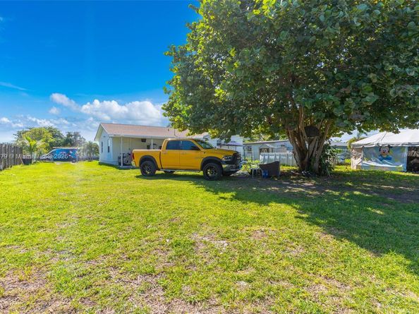10755 SW 217th St, Miami FL 33170