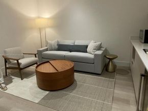 239 SW 9th St 405, Miami FL 33130