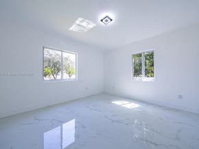 910 NW 133rd St, North Miami FL 33168