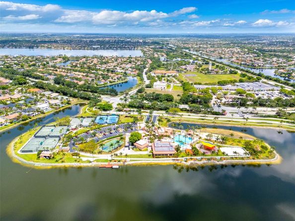18801 SW 25th Ct, Miramar FL 33029