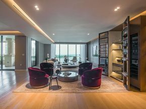 Undisclosed Address #A11814787, Miami Beach FL 33109