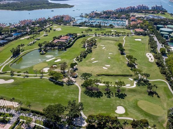 Undisclosed Address #A11814787, Miami Beach FL 33109