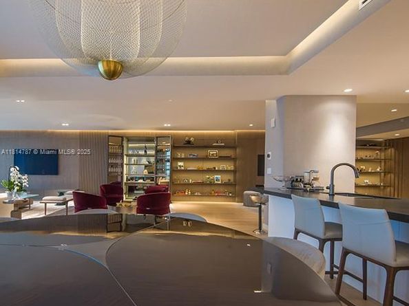 Undisclosed Address #A11814787, Miami Beach FL 33109