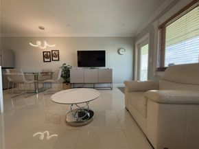 900 Atlantic Shores Blvd 219, Hallandale Beach FL 33009