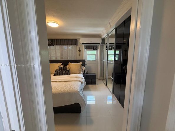 900 Atlantic Shores Blvd 219, Hallandale Beach FL 33009