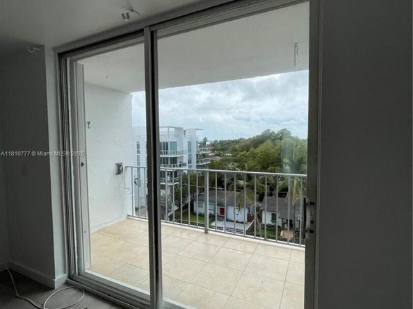 700 NE 63rd St D606, Miami FL 33138