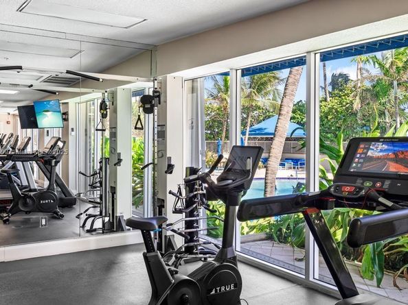 6051 N Ocean Dr 502, Hollywood FL 33019