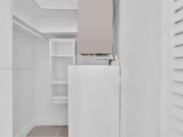 750 84th St, Miami Beach FL 33141