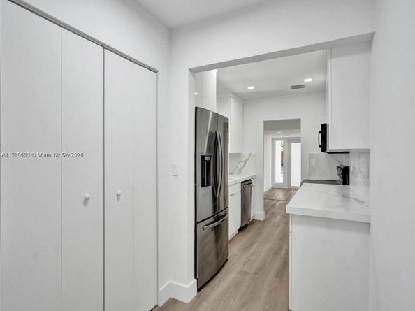 1609 NW 7th Ter, Fort Lauderdale FL 33311