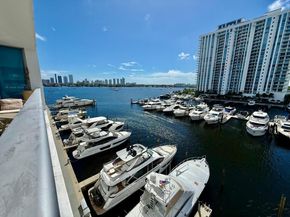 17301 Biscayne Blvd 501, North Miami Beach FL 33160