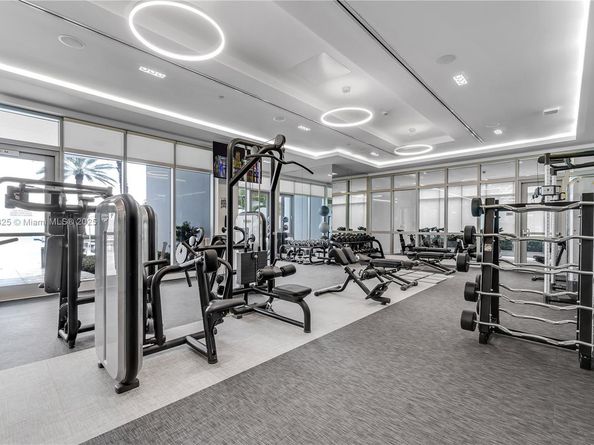 17301 Biscayne Blvd 501, North Miami Beach FL 33160