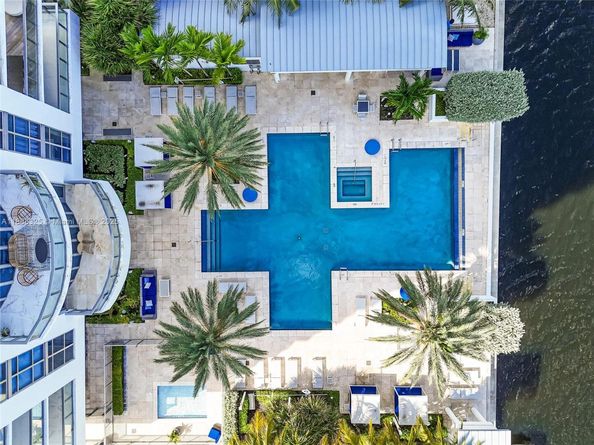 17301 Biscayne Blvd 501, North Miami Beach FL 33160