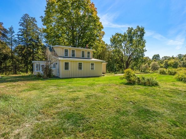 1011 Edmands Rd, Framingham MA 01701