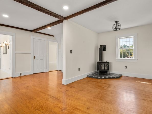 1011 Edmands Rd, Framingham MA 01701