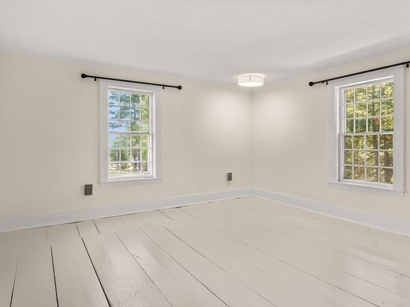 1011 Edmands Rd, Framingham MA 01701